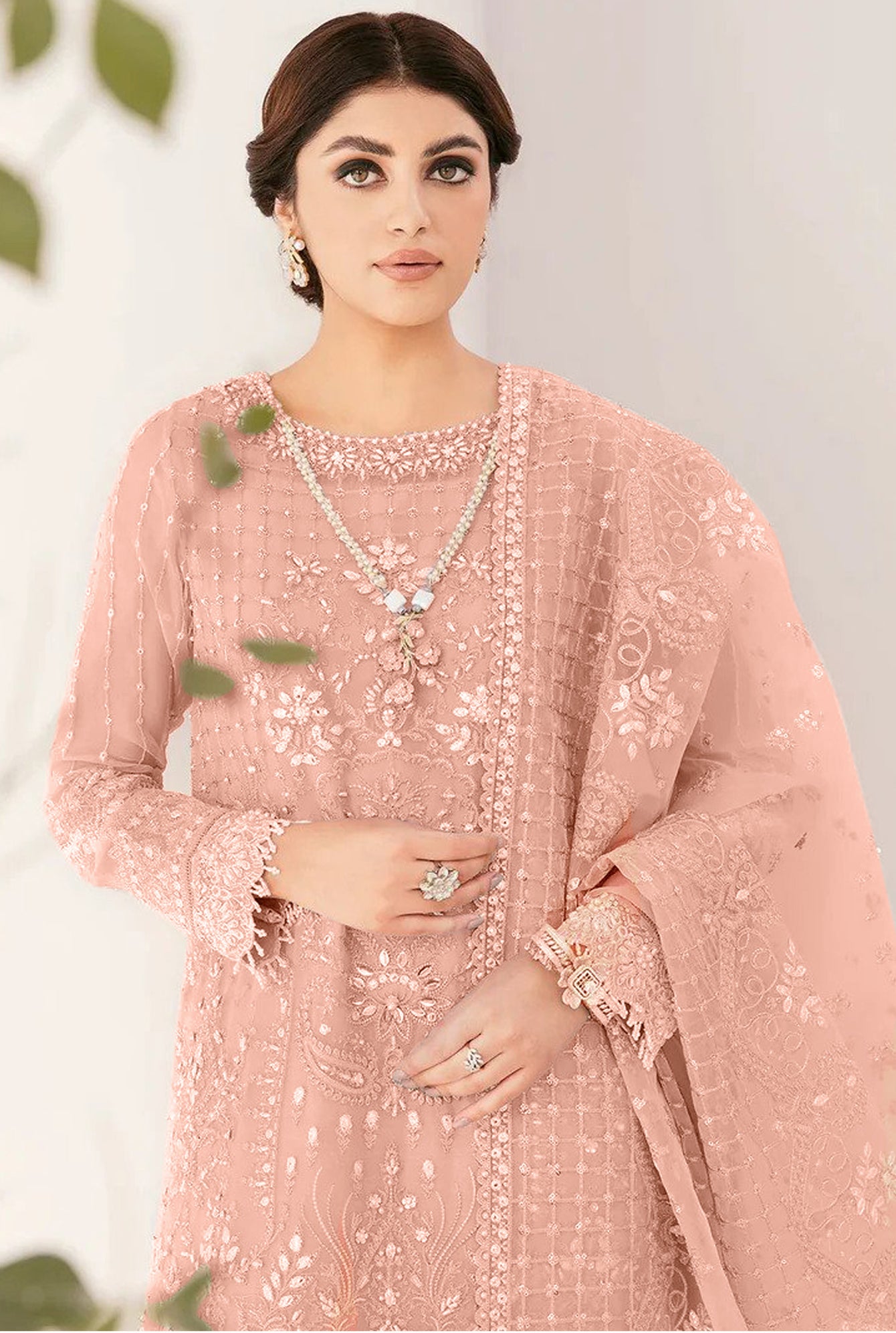 Traditional Designer Pakistani Salwar Suit Collection Peach