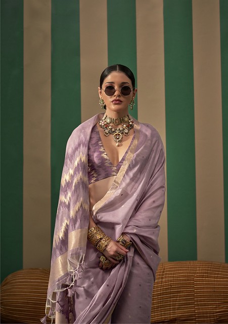 Royal Handloom Weave Silk Saree Lavender