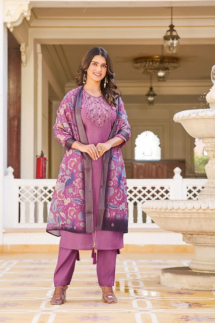 Simple Essence Kurta Set Purple