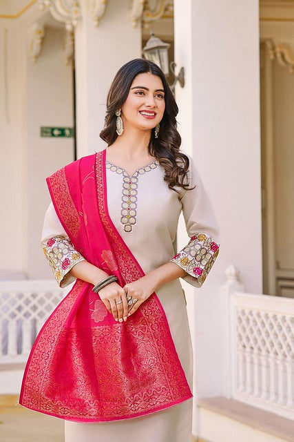 Simple Essence Kurta Set Cream