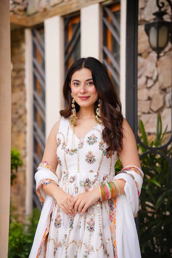Rangini Gown White
