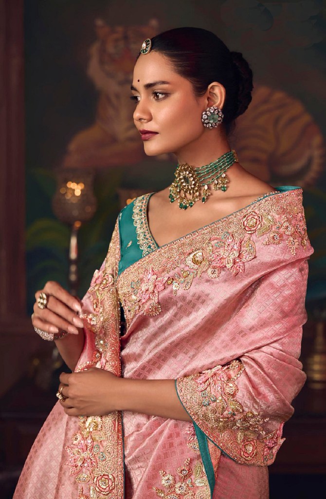 Suhasra Silk Saree Weaves Pink