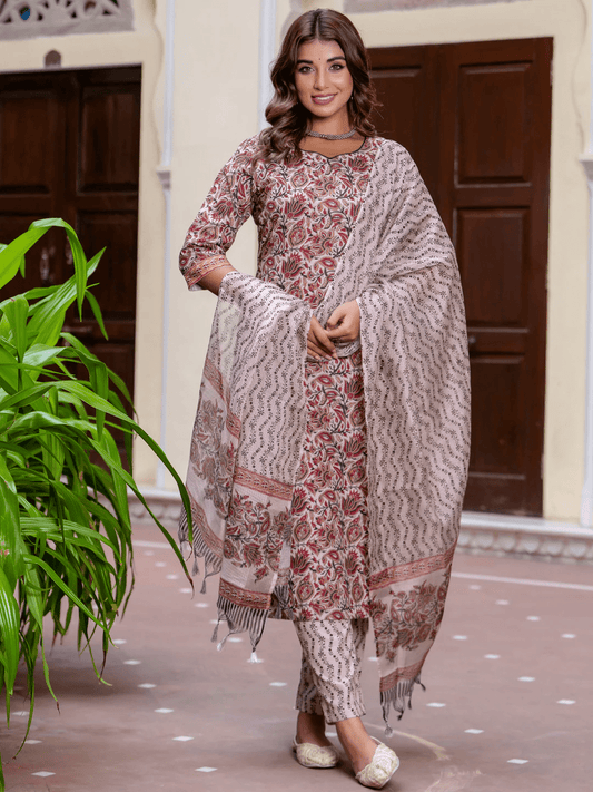 Chic Kurta Set Multi