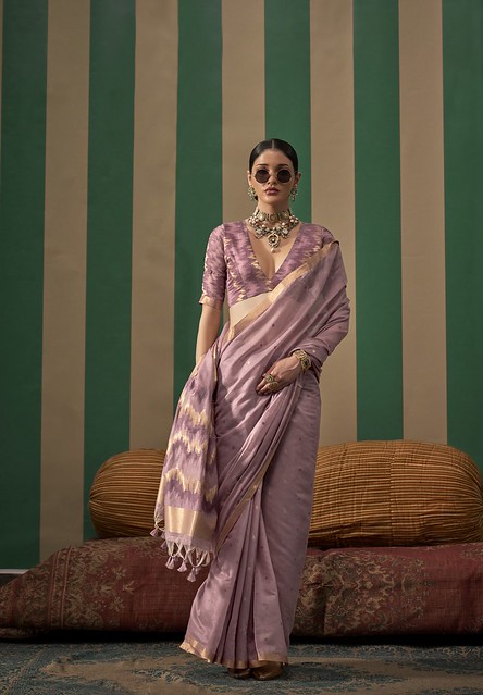 Royal Handloom Weave Silk Saree Lavender