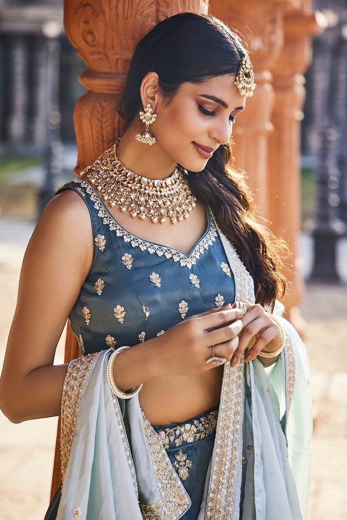 Mahal Rang Lehenga Choli Blue