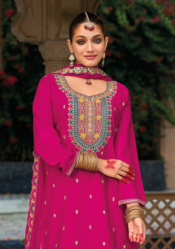 Noor-e-Nazaakat Suits Collection Pink