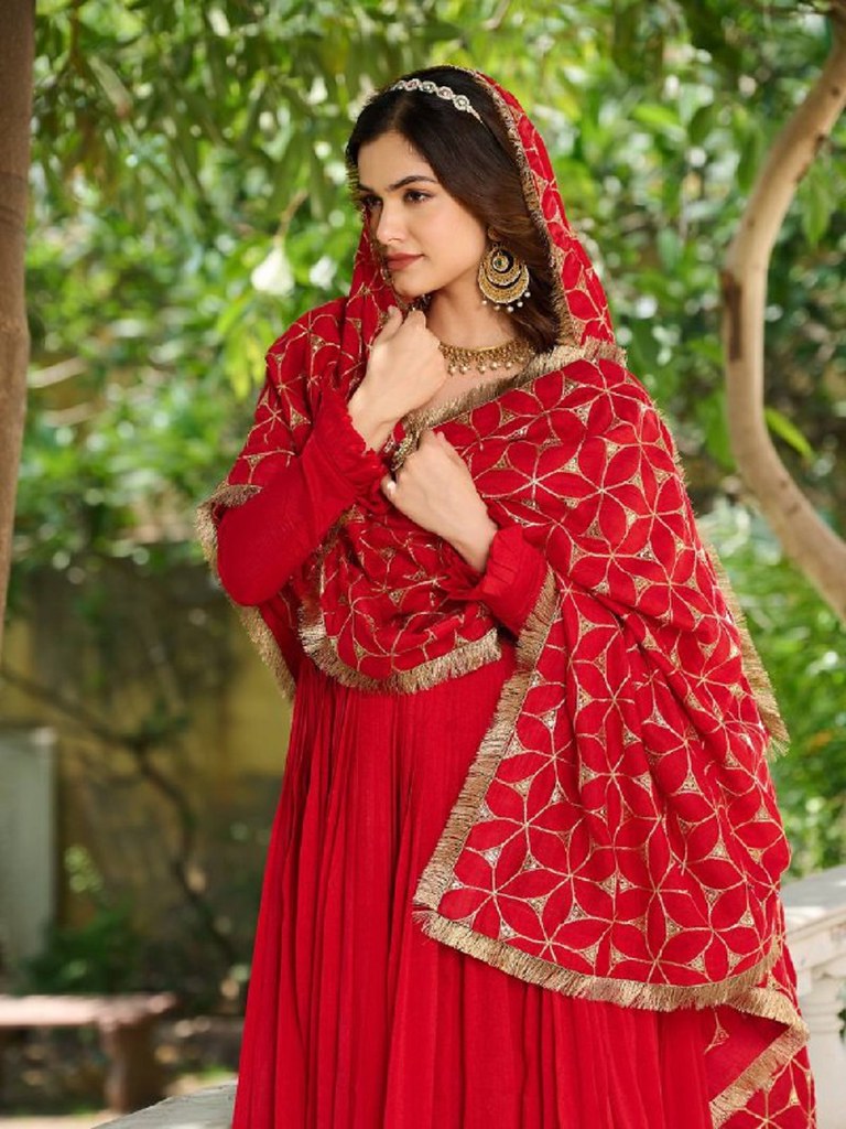 Ruhaniyaat Gown Collection Red