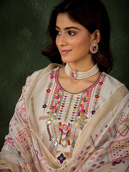 Desi Dhaaga Collection White