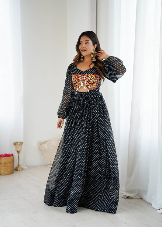 Antrika Gown Black