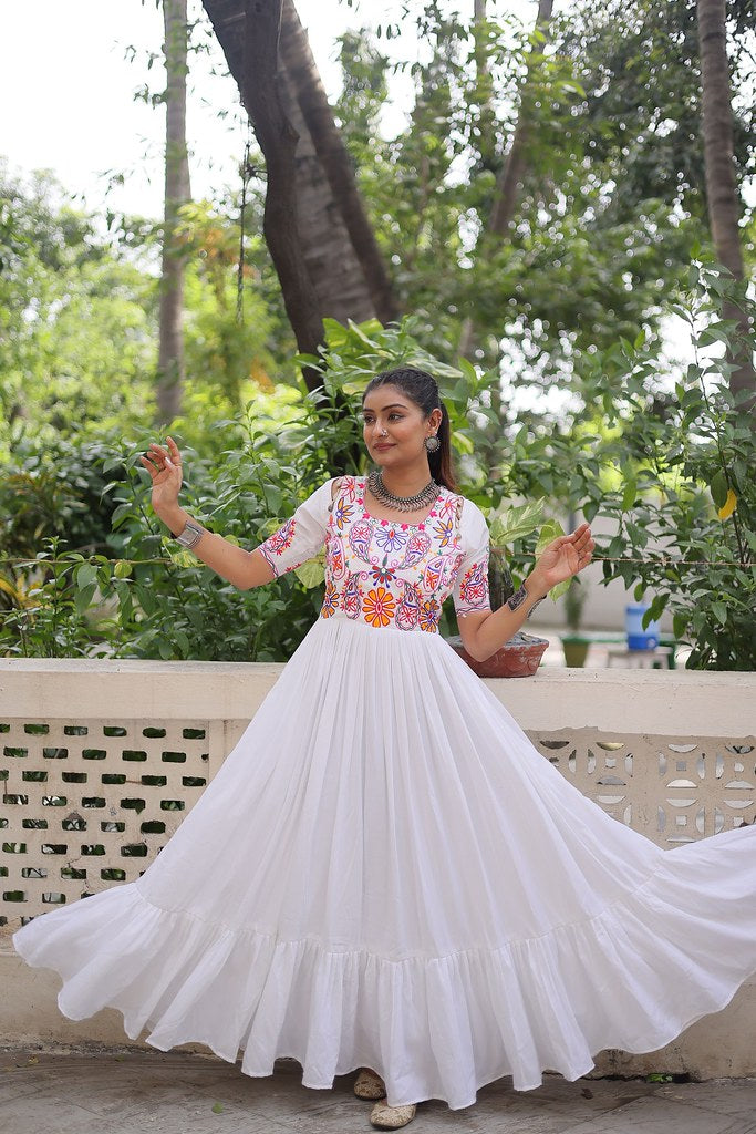 Chandrikaa Gown White