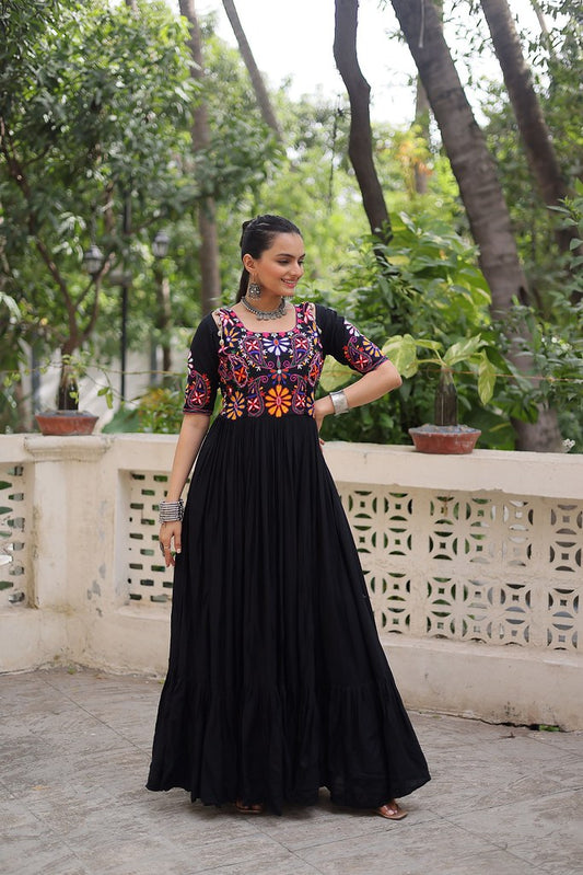 Chandrikaa Gown Black