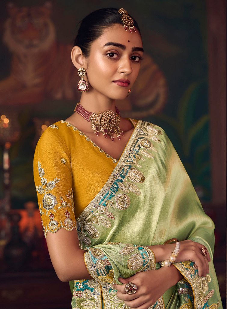 Suhasra Silk Saree Weaves Pista