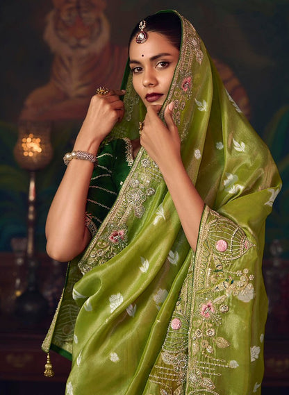 Suhasra Silk Saree Weaves Olive Green
