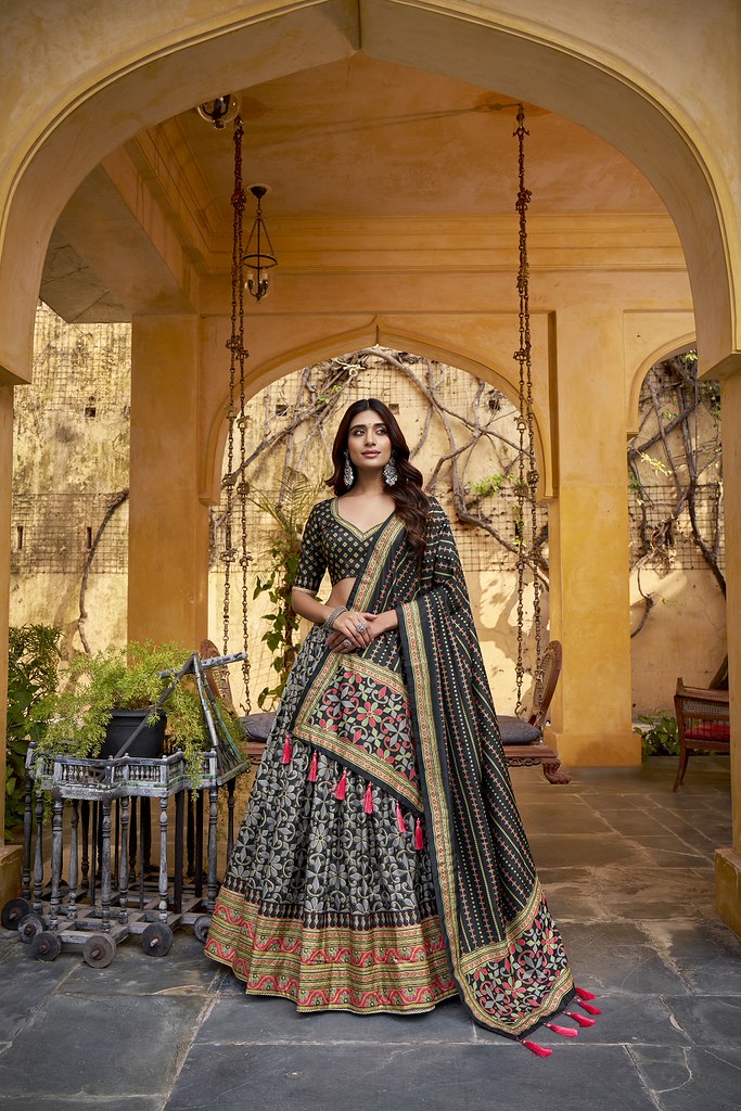 RegalTasar Traditions Black