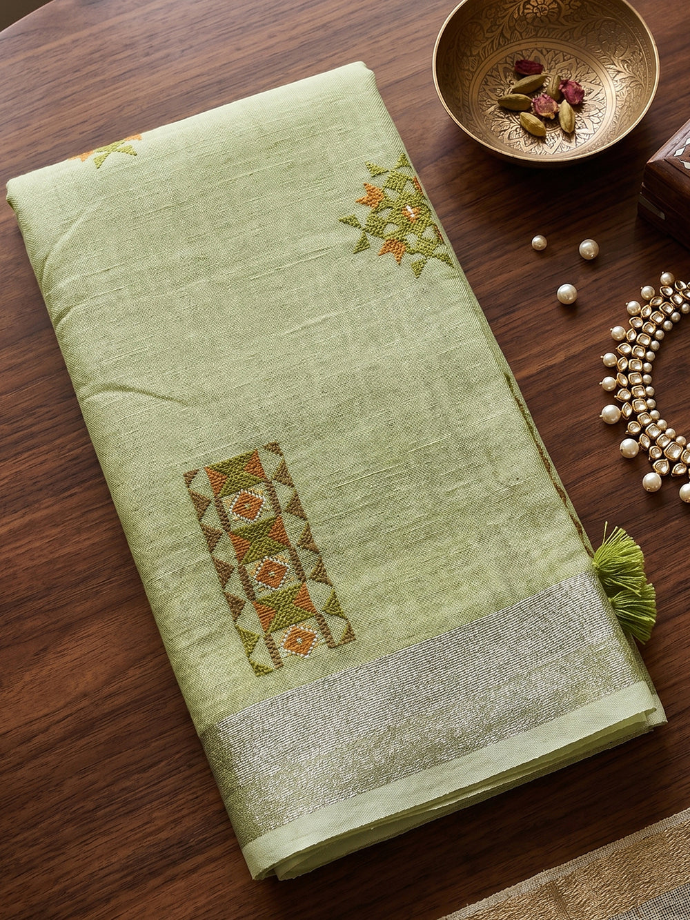 SereneDrape Sarees Pista Green