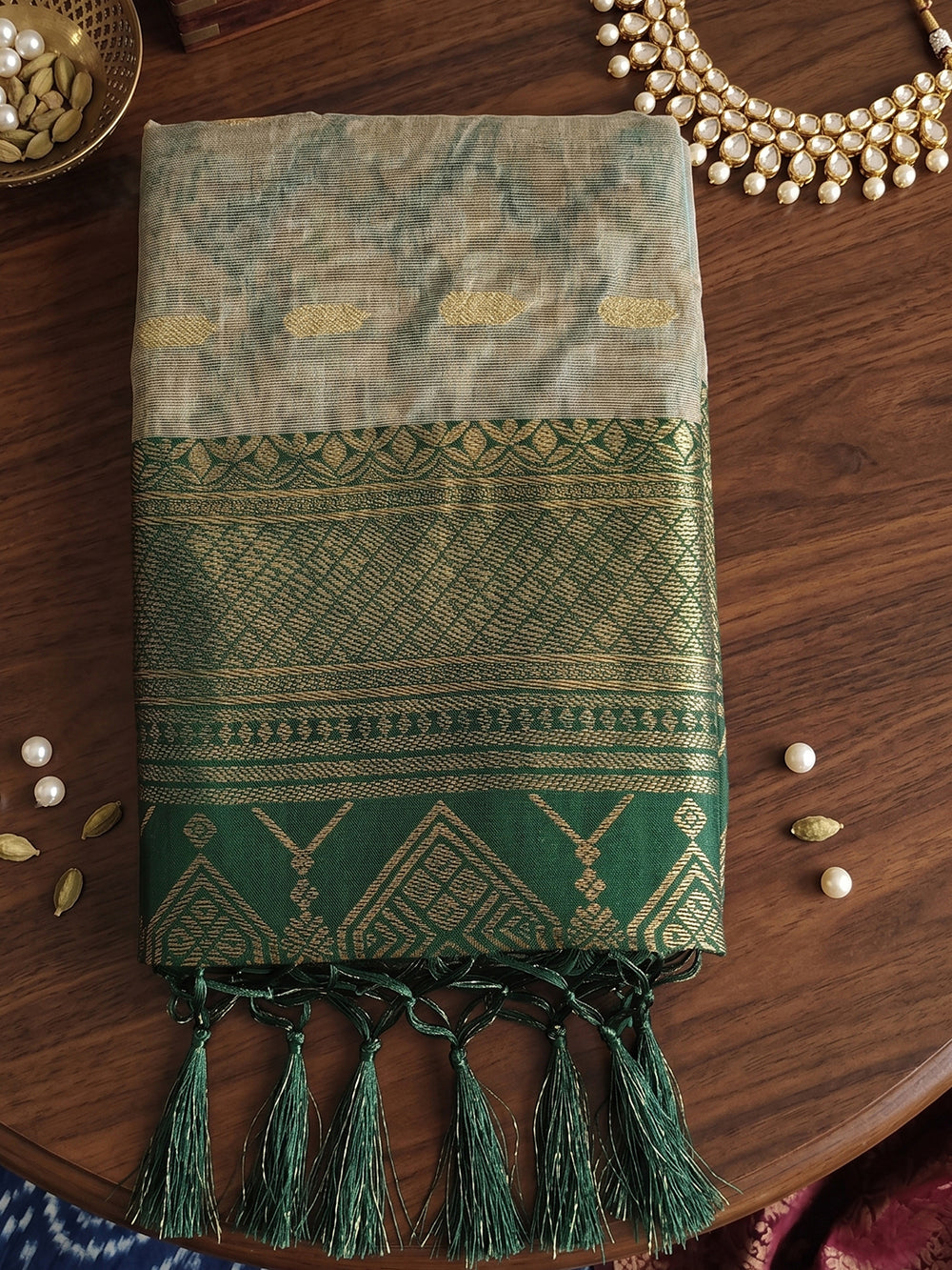 HarmonyHue Sarees Chiku & Green
