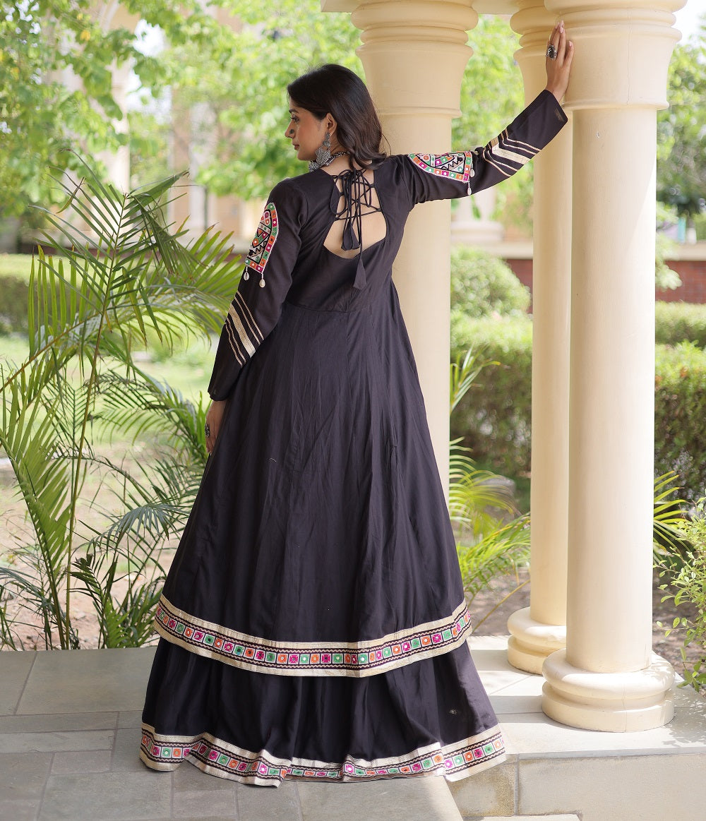 NavRang Lehengas Black